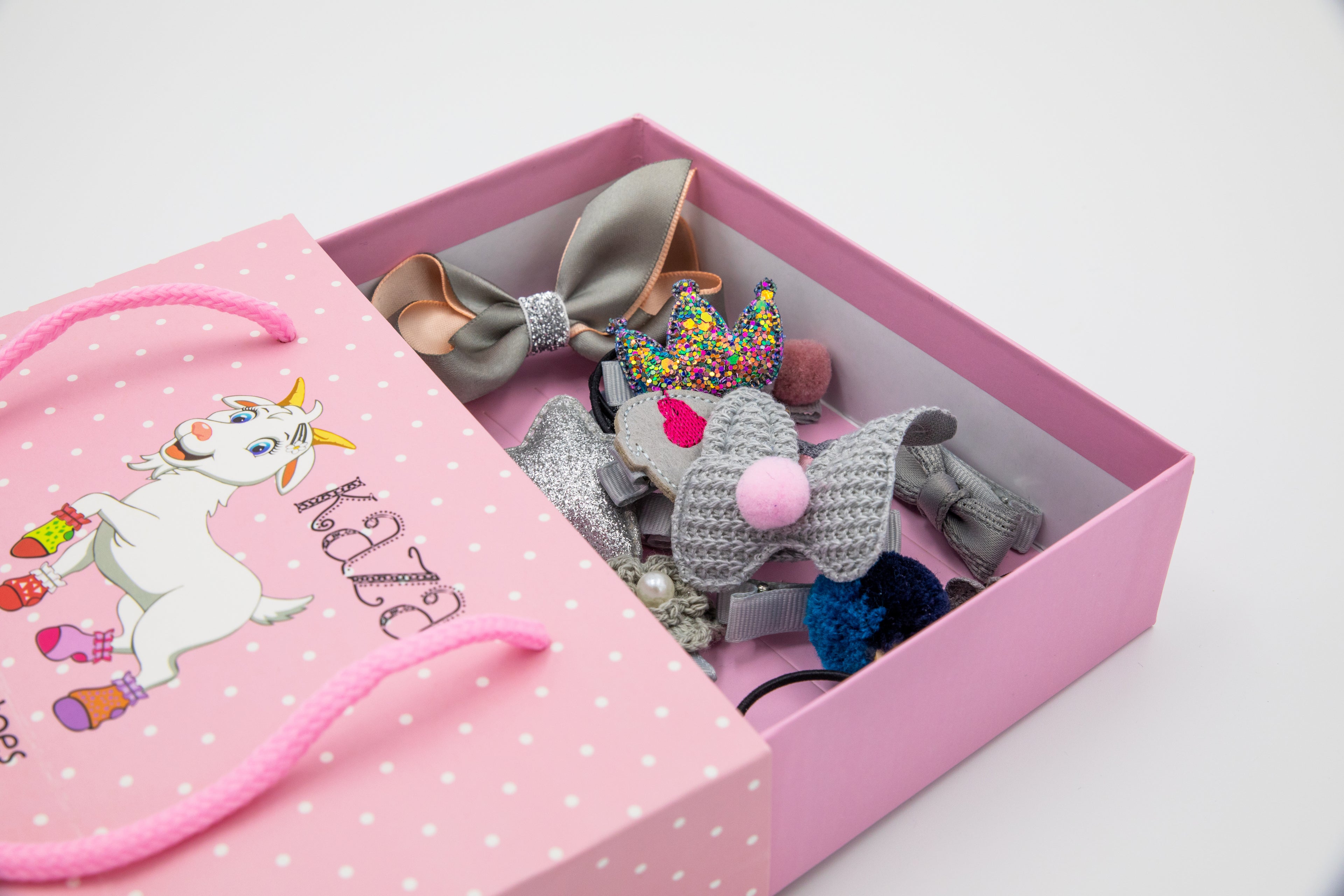 Kids Signature Hair Accessories – A 12-Piece Treasure Box of Style!