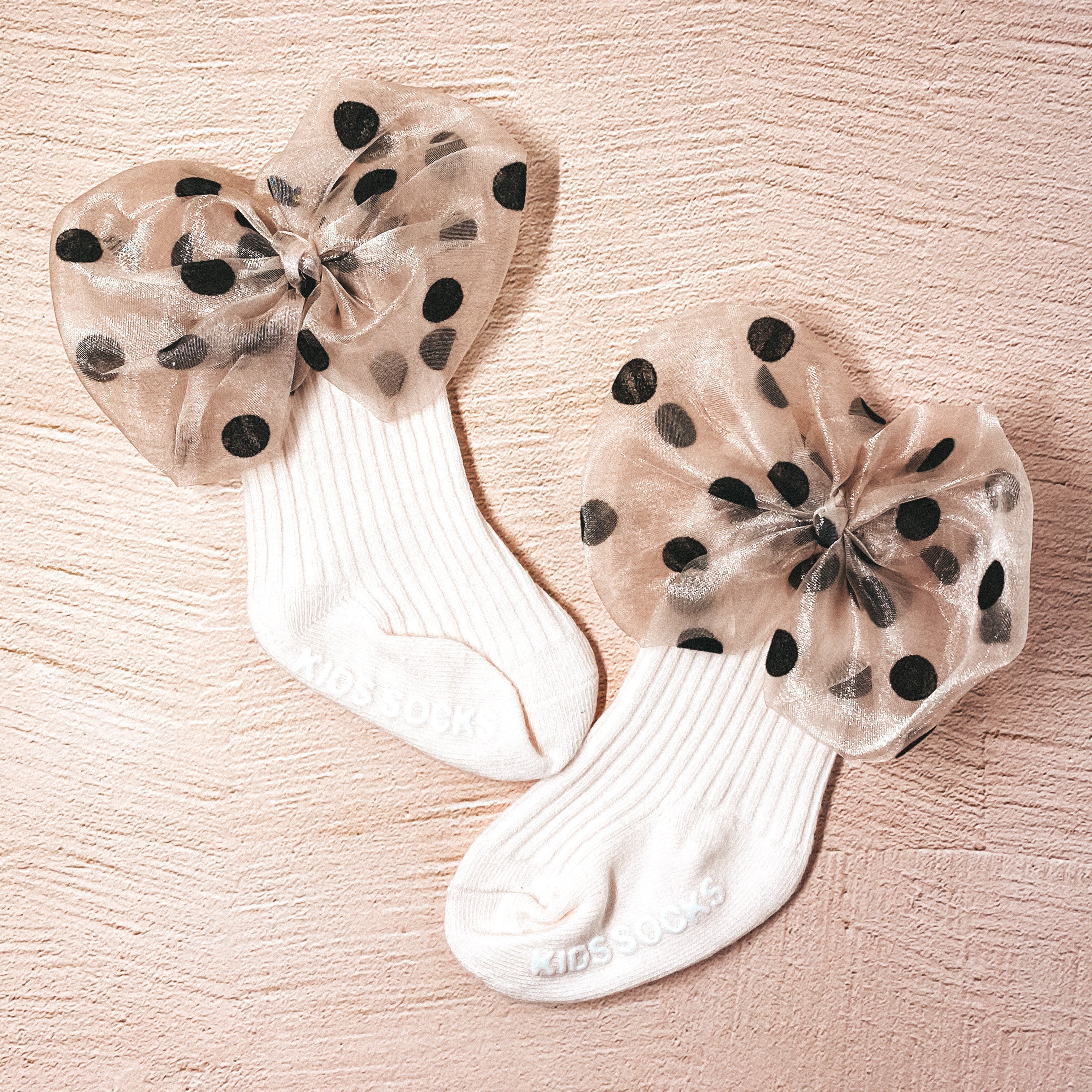 Baby Socks with a large polka dots Bow for 0-12 months Girls; Toddlers — Soft, Breathable, Non slip bottoms, Fashion