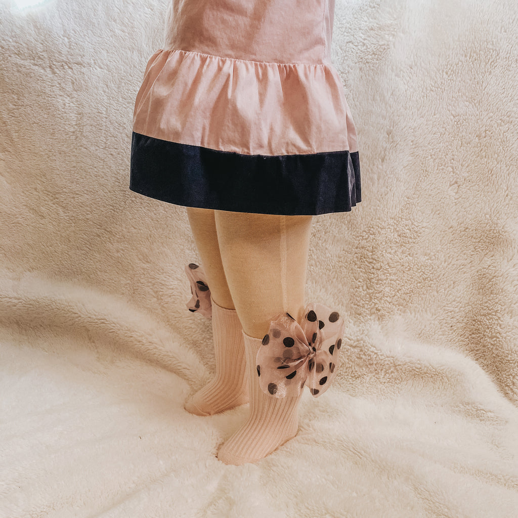 Baby Socks with a large polka dots Bow for 0-12 months Girls; Toddlers — Soft, Breathable, Non slip bottoms, Fashion