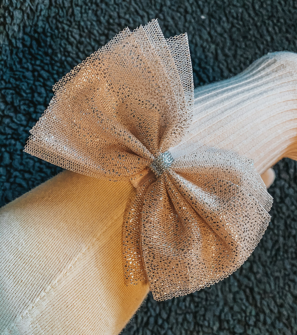 Baby Socks with a large Bow on the side for Girls; Toddlers — Soft, Breathable, Non slip bottoms, Fashion